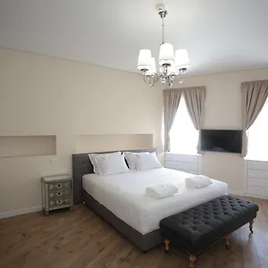 לינה וארוחת בוקר Suites Guest House, קסקאיס